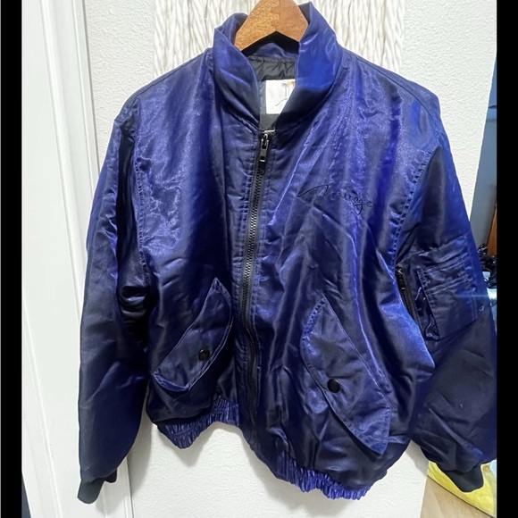 Rare Mirage LAS VEGAS Purple Shiny Bomber Jacket Medium Logo Jacket Collectible - Picture 4 of 8